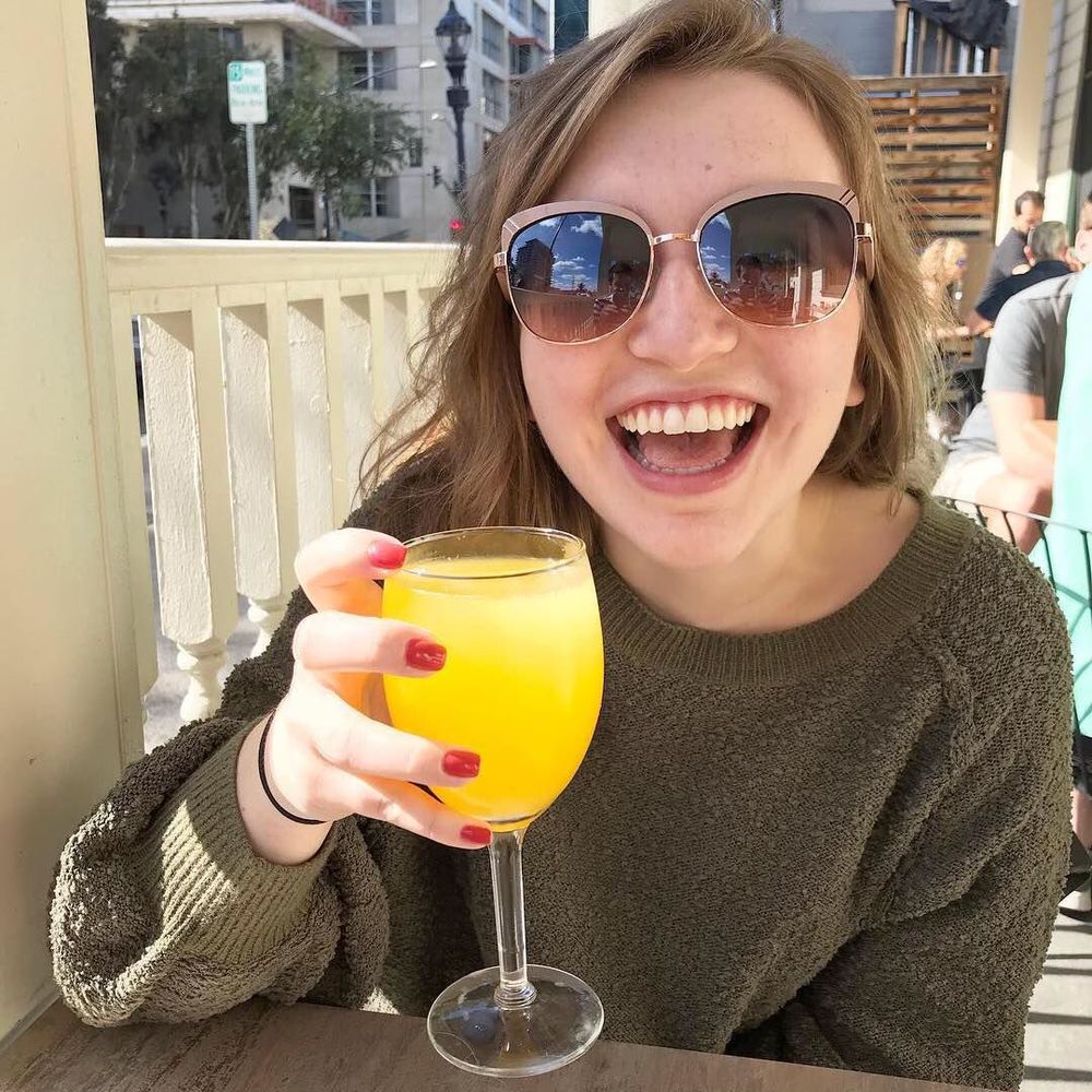 Meet your Posher, Laura